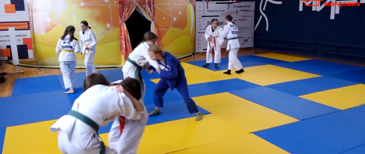 Декабрьские образовательные программы в Центре «Мира»