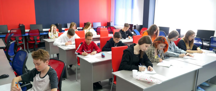 Продолжается образовательная смена «Математическая школа»