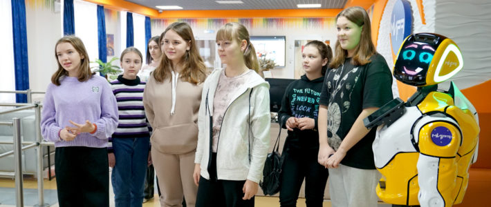 Новогодняя экскурсионная программа «В гостях у «Миры»
