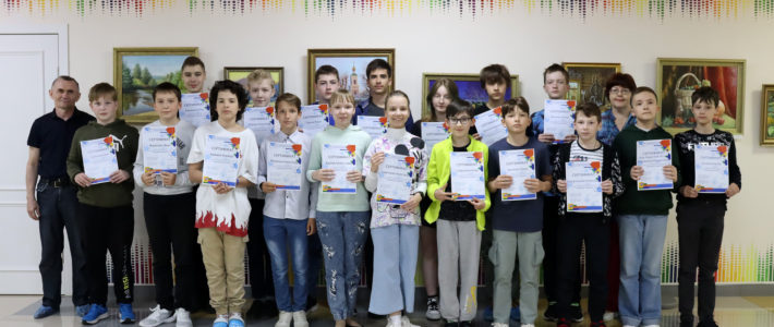 Завершение июньской образовательной программы «Знакомство с физикой»