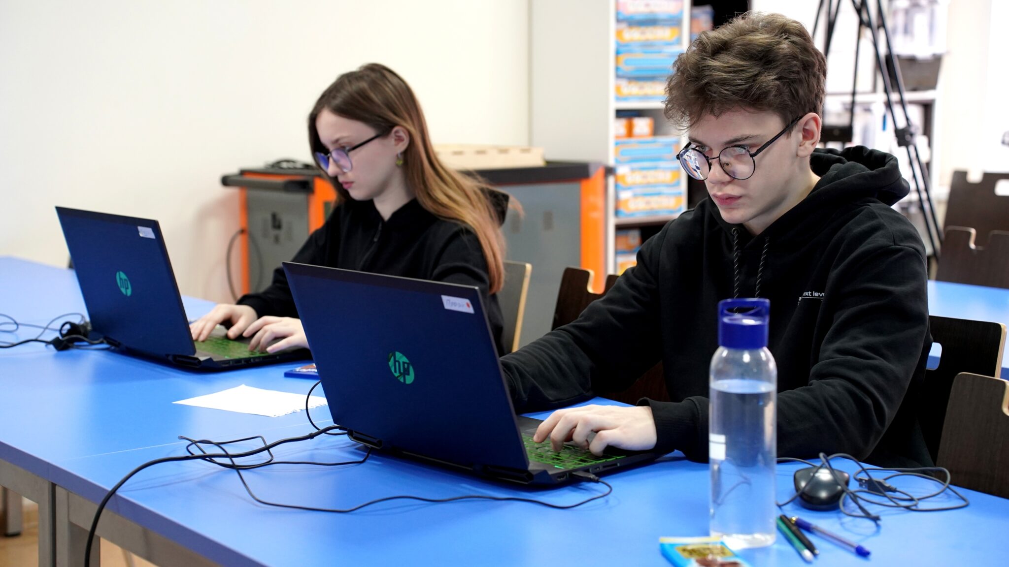 9uvGPp8o8EEwCt-6GLX5YGPq4fNrzqA-2pQo4GsKnXqG0m_bP8-xVGNE7hKZosoRK6BEbaXzAx5BpBh8yuU68JUj