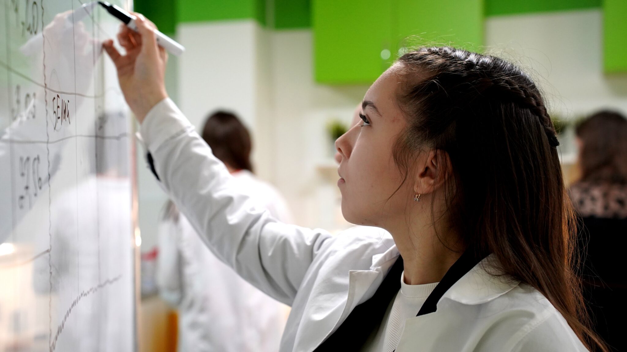 W_WO5AN2GlBqq-PuX6oRD6exTMcIaZ058nK1SLvZE7RU0kp1xuOQNXynsBapZCKuBgmpOV54uEZzMcdEUxK16Ea9