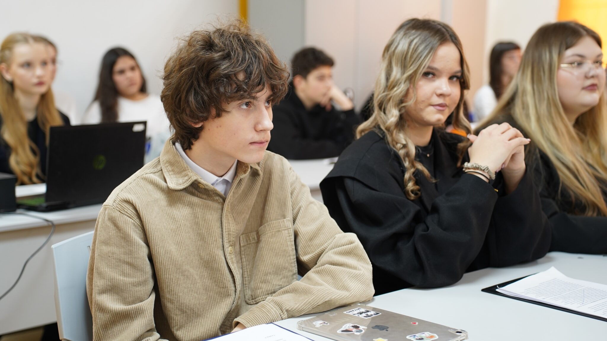 25hv_iU-jUPRODFykO3kZhCAimD3yYvpe3AuLnxwVNM8bfkZHizRM_7iZfAFASlA-TlRjMUL6YN7a4_hlP2VSLks